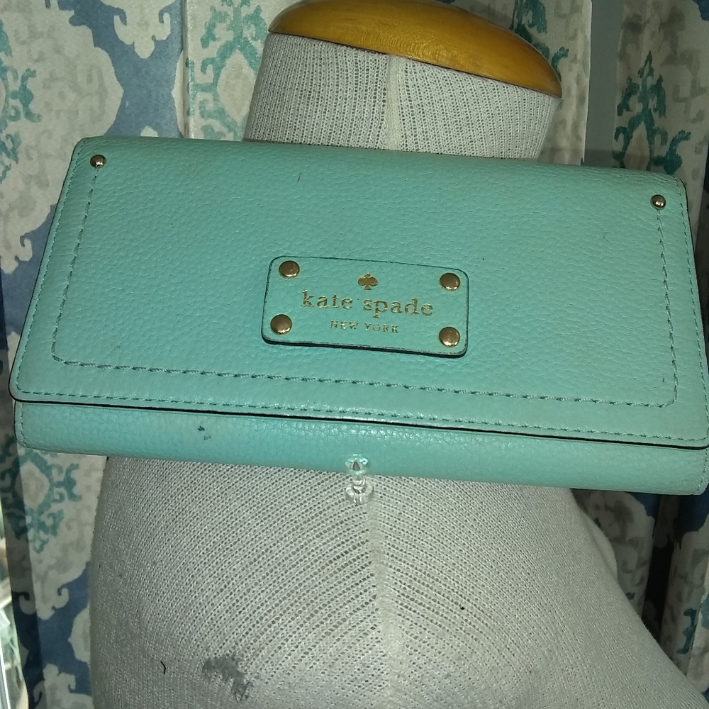 Kate Spade Leather Wallet, trifold - Picture 1 of 4